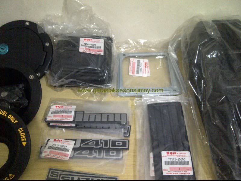 Garasi Aksesoris Jimny untuk JIMNY/KATANA/Sierra/Caribean/Jangkrik LENGKAP GAN!!!!