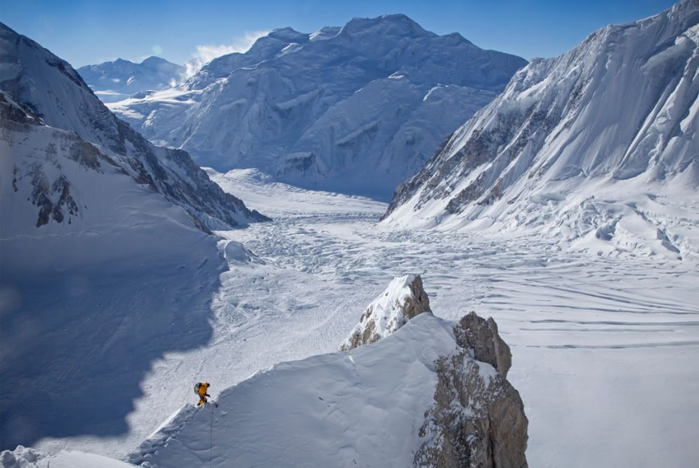 Primera ascension a un ocho mil en el Karakorum en pleno invierno