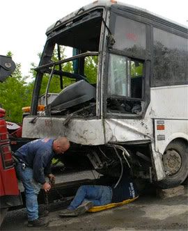 2007_05_busaccid.jpg